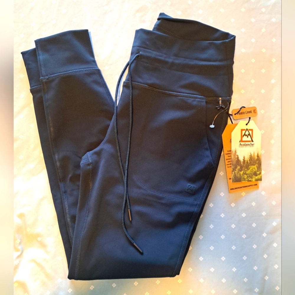 MONDETTA Navy Blue AVALANCH Leggings BRAND NEW soft fleece lining HIGH WAIST